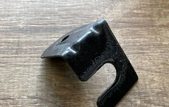 Jaguar F-Pace Fender mounting bracket