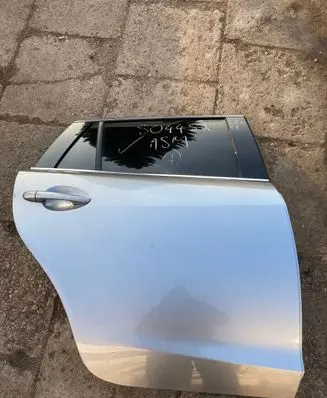 Mazda 6 Rear door