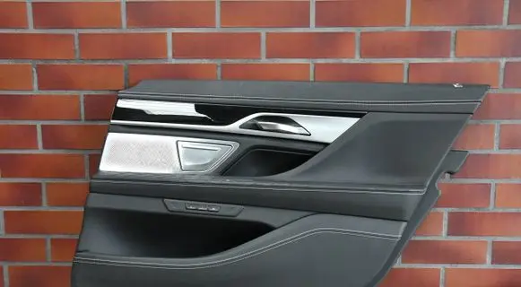 BMW 7 G11 G12 Coupe rear side trim panel GJ54331 0001738451 60823471
