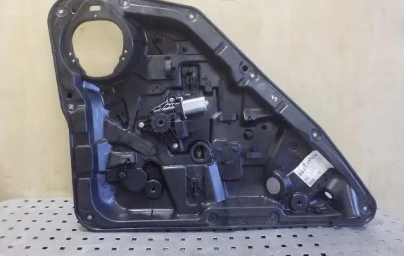 Mercedes-Benz B W246 W242 Rear door window regulator with motor A2467300600 A2467330214