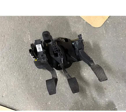 Fiat Tipo Pedal assembly 005205955200