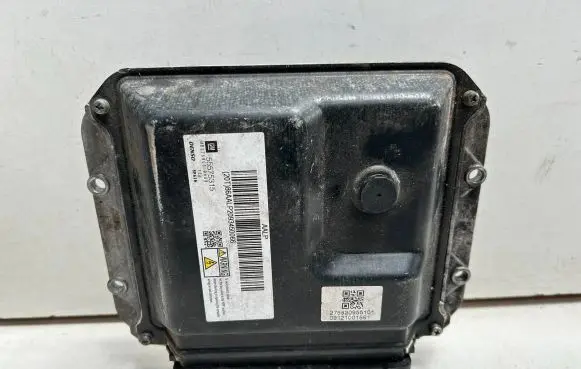 Opel Astra J Engine control unit/module ECU 55575315 MB2758009651 86CAA92093560066