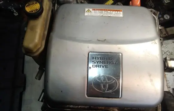 Toyota Prius (XW20) Voltage converter inverter G920047120 0J04YB044