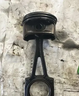 Opel Astra H Piston with connecting rod VD08 Z14XEP