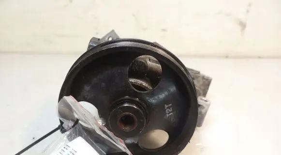 Chevrolet Cruze Power steering pump