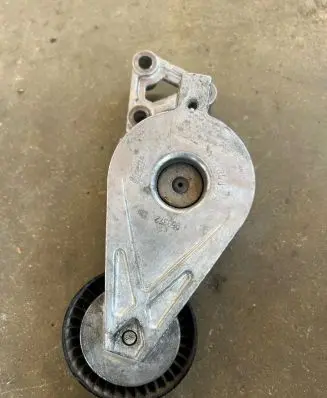 Seat Alhambra (Mk1) Generator/alternator belt tensioner 950372