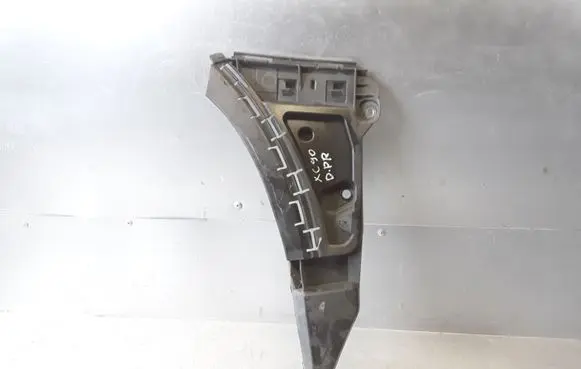 Volvo XC90 Front bumper mounting bracket 08620564