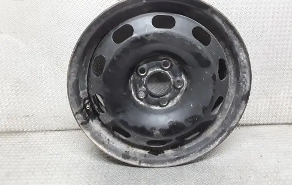 Volkswagen Bora R15 steel rim 1J0601027H