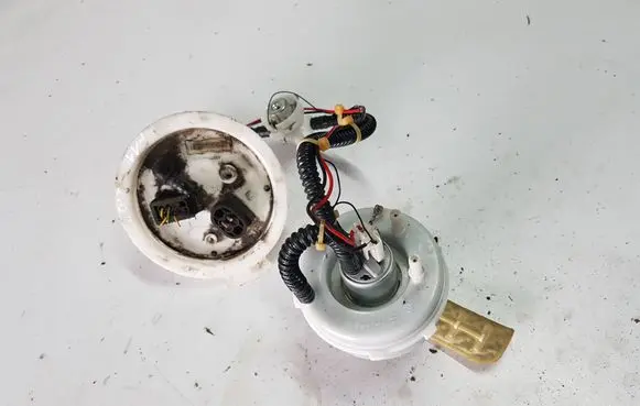 BMW 5 F10 F11 In-tank fuel pump III7217060III 7217060