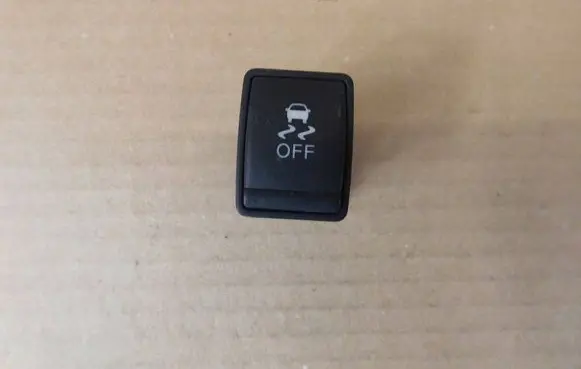 Nissan X-Trail T32 ESP (stability program) switch 251451KA0A