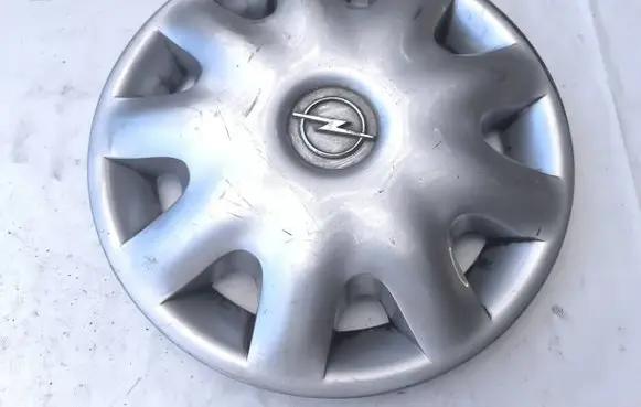 Opel Vectra B R14 wheel hub/cap/trim 90468685