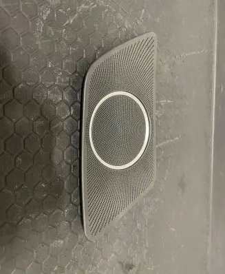 Side speaker trim/cover