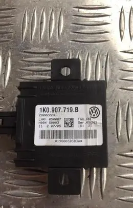 Volkswagen Golf V Other control units/modules 1k0907719b