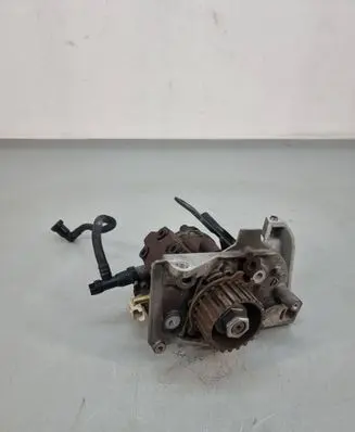 Citroen C4 Grand Picasso Fuel injection high pressure pump A2c53381555