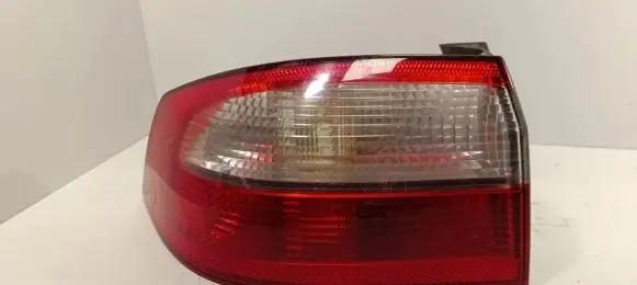 Renault Laguna II Rear/tail lights 8200002473