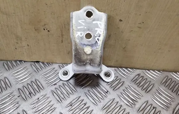 Opel Antara Front door upper hinge