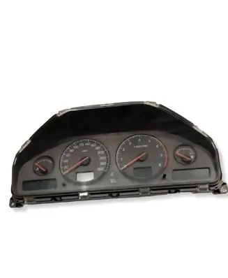 Volvo S60 Speedometer (instrument cluster) 9499668