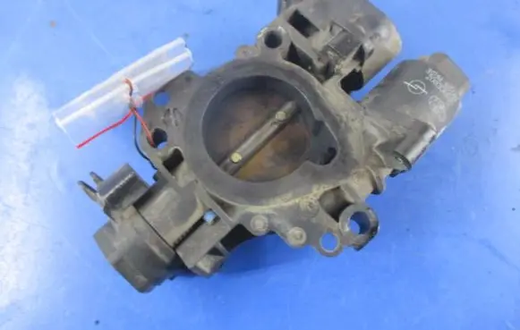 Peugeot 206 CC Throttle body valve 