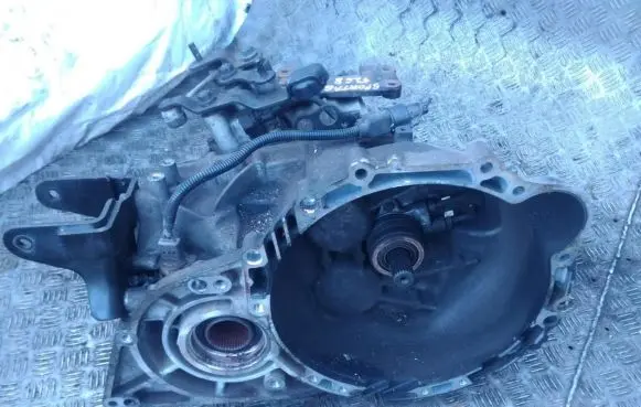 KIA Sportage Manual 5 speed gearbox s614je