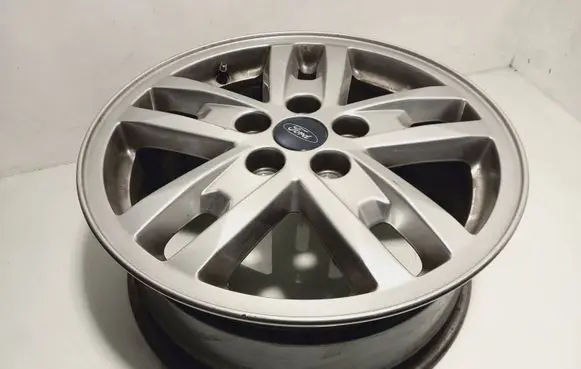 R16 alloy rim