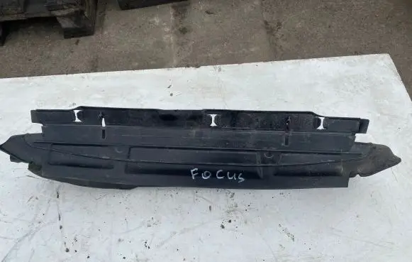 Radiator trim