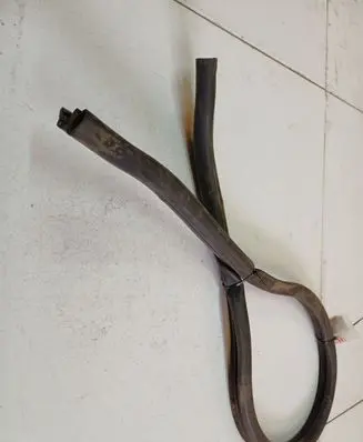 Rover 75 Rubber seal front coupe door 