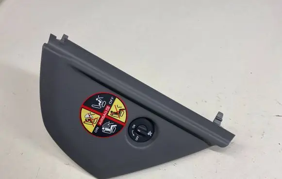 Renault Scenic II - Grand scenic II Dashboard side end trim 8200141018 8200141017