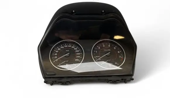 BMW 1 F20 F21 Speedometer (instrument cluster) 1912952