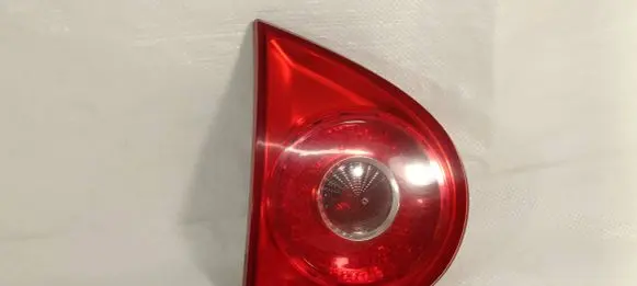 Volkswagen Golf V Tailgate rear/tail lights 1K6945093E