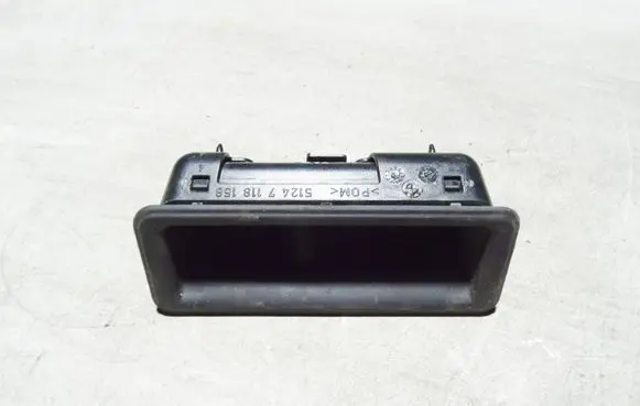 Tailgate opening switch