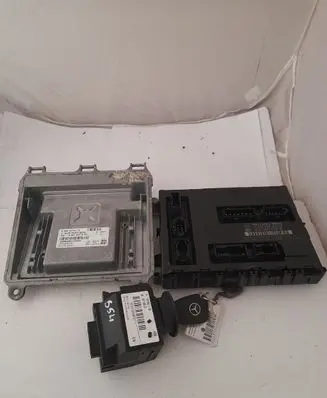 Mercedes-Benz A W169 Engine ECU kit and lock set A2661536479