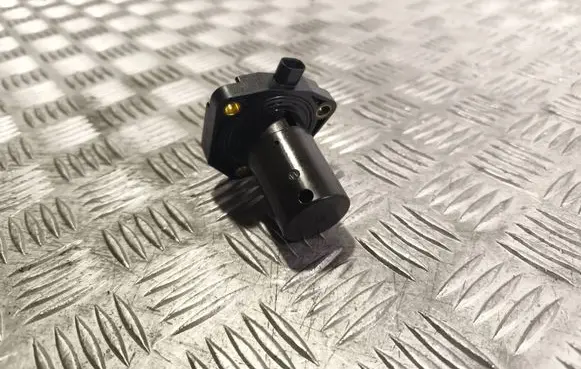 Mercedes-Benz E W212 Oil level sensor A6511530032