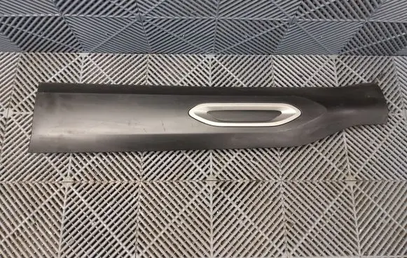 Citroen C4 X Front door trim (molding) 9830660980
