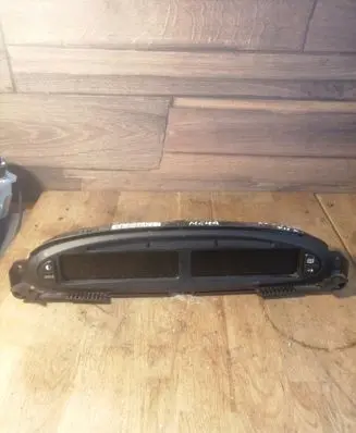 Citroen Xsara Picasso Speedometer (instrument cluster)