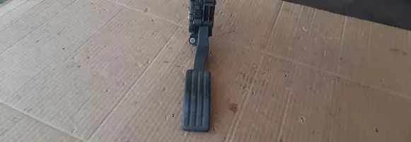 Dacia Logan I Accelerator throttle pedal 8200386506D