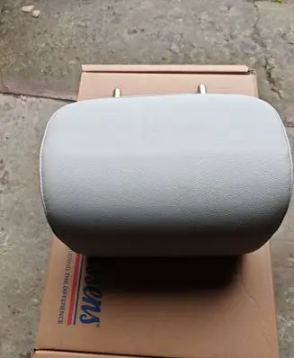 Hyundai Ioniq 5 Rear seat headrest 