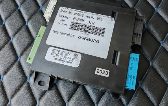 Mini One - Cooper R50 - 53 Central body control module 6968826 57762110