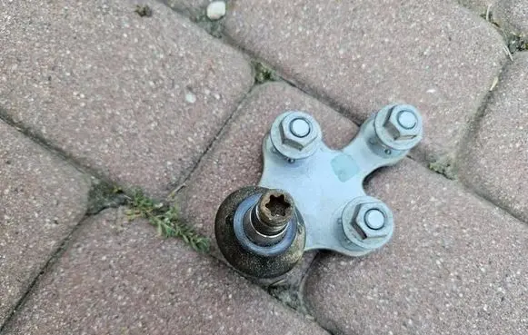 Citroen Berlingo Front wishbone bush OPELCZESCI.com-F49