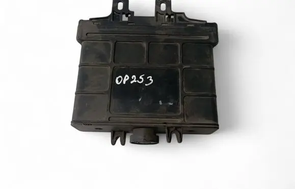 Volkswagen Golf IV Gearbox control unit/module 01M927733JE