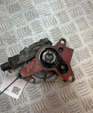 Opel Vivaro Vacuum pump 