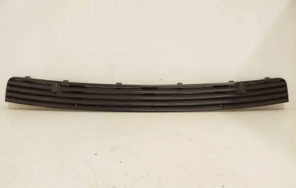 Volkswagen Multivan T4 Wiper trim 701819103