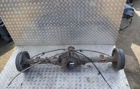 Mitsubishi L200 Rear axle beam with reductor SV450X