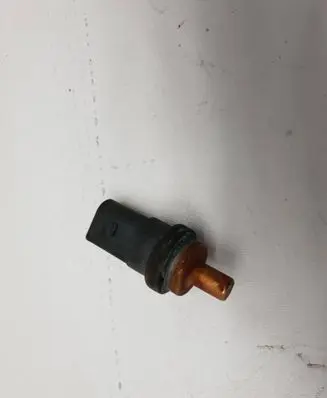 Audi A3 S3 8P Coolant level sensor 