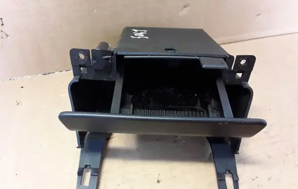 Peugeot 307 Car ashtray 9653708677 9653758077 9637031977