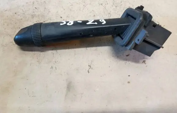 Volvo V70 Wiper control stalk 8691695