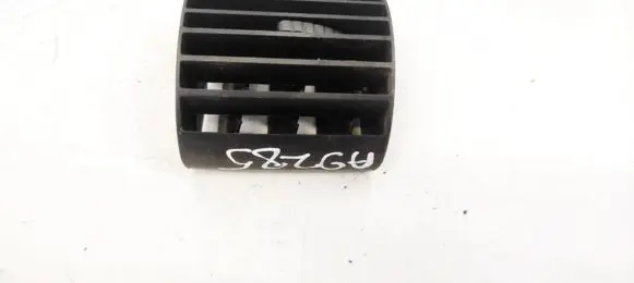 Opel Astra G Dash center air vent grill
