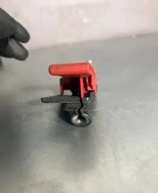 Engine bonnet (hood) release handle
