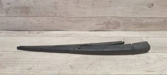 Hyundai i40 Rear wiper blade arm 
