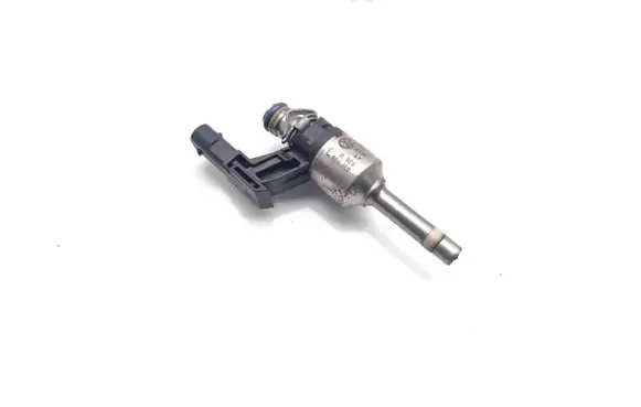 Volkswagen Polo V 6R Fuel injector 03F906036B
