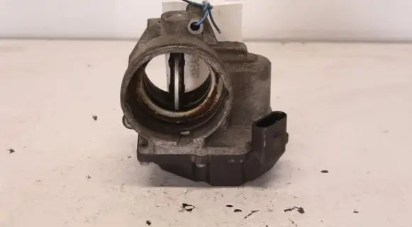 Volkswagen Touran I Throttle valve 03G128063A A2C53249824